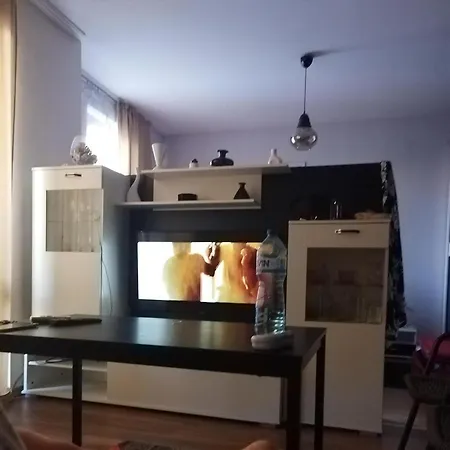 Alex Deluxe * Sluneční pobřeží