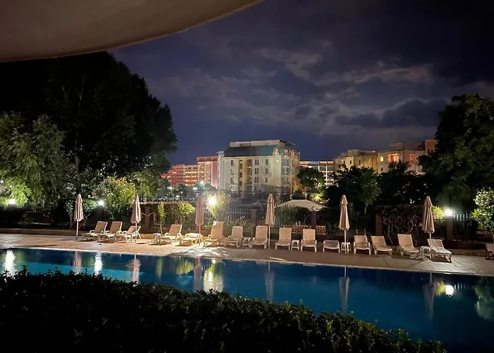 Alex Deluxe Апартаменты Солнечный берег